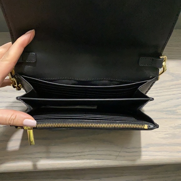 Tory Burch small bag - Picture 2 of 4